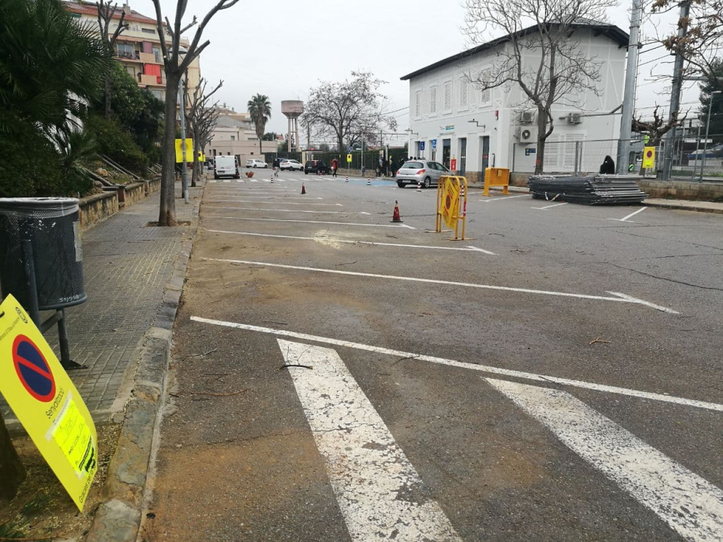 Plaça Dr. Fleming delimitada per obres