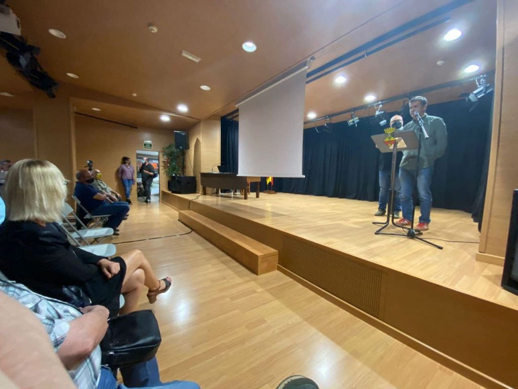 Miquel Riera, Alcalde d'Olesa amb Xavier Rota fent la inauguració