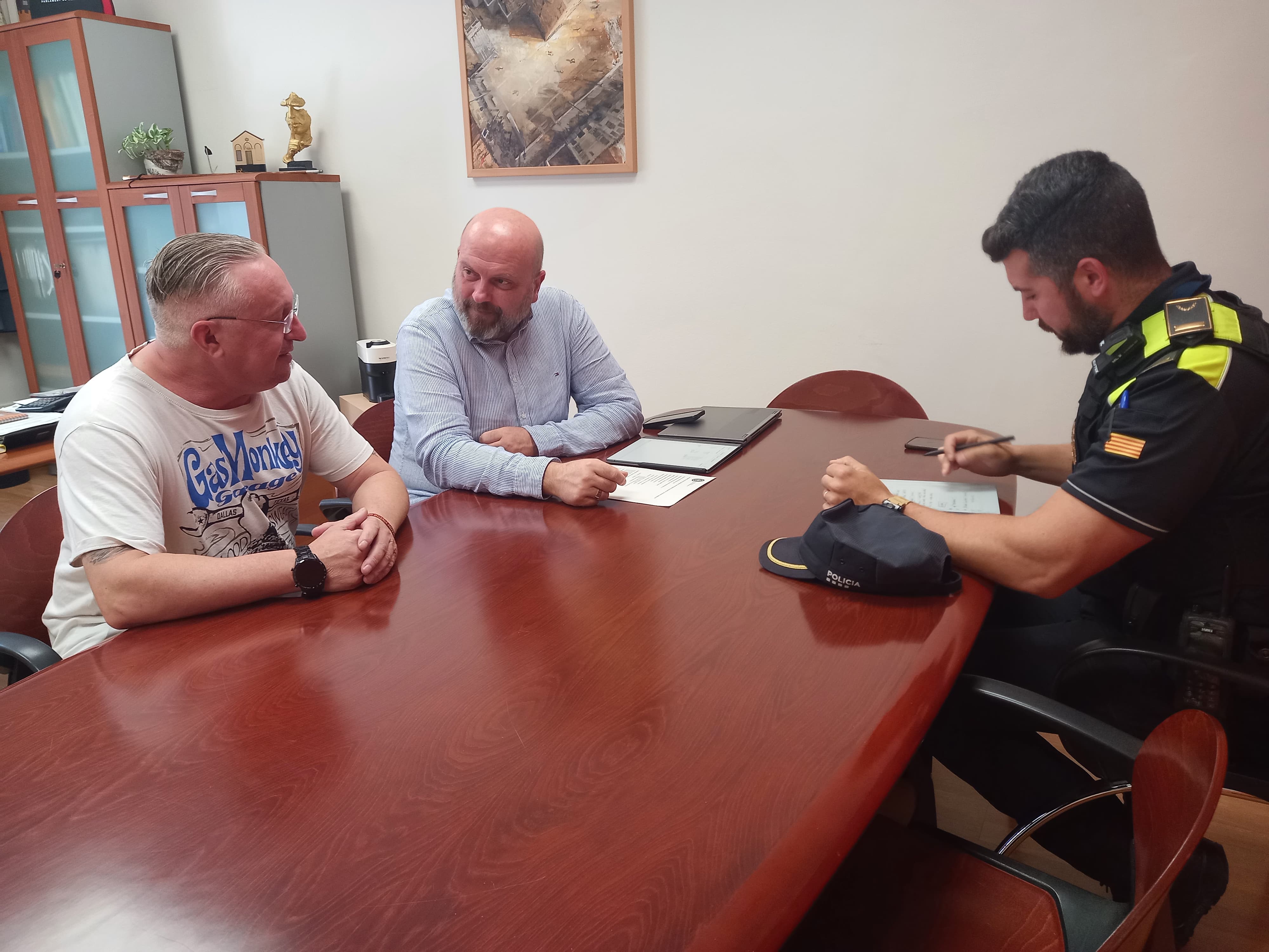 Reunió de l'alcalde, Jordi Parent, amb el president de l'associació de veïns de La Rambla-Eixample